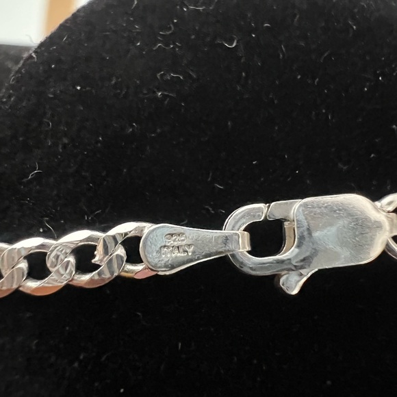 Italian silver necklace with heart key pendant - Picture 2 of 3